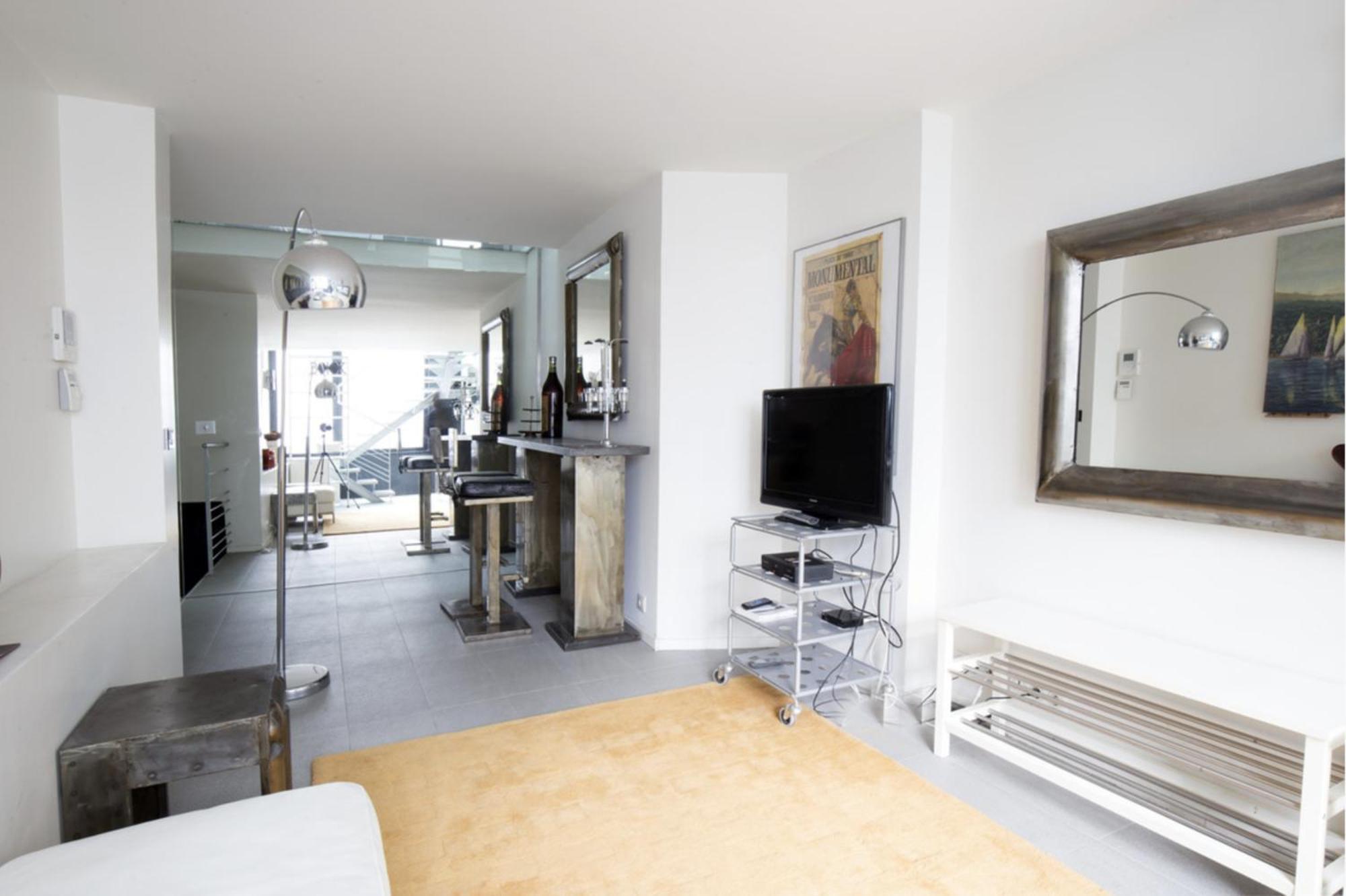Maison D'architecte De 6 Niveaux A Villa Parigi